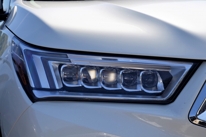 concession-VALDEBLORE-min_acura-headlamp-2834131